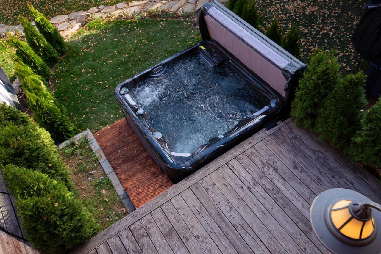 Pinus Villas Lodge With Private Jacuzzi & Phyto-Sauna Retreat Zseleznica Kültér fotó