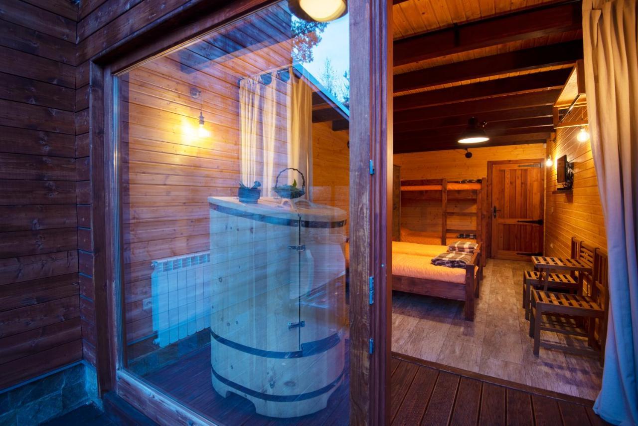 Pinus Villas Lodge With Private Jacuzzi & Phyto-Sauna Retreat Zseleznica Kültér fotó