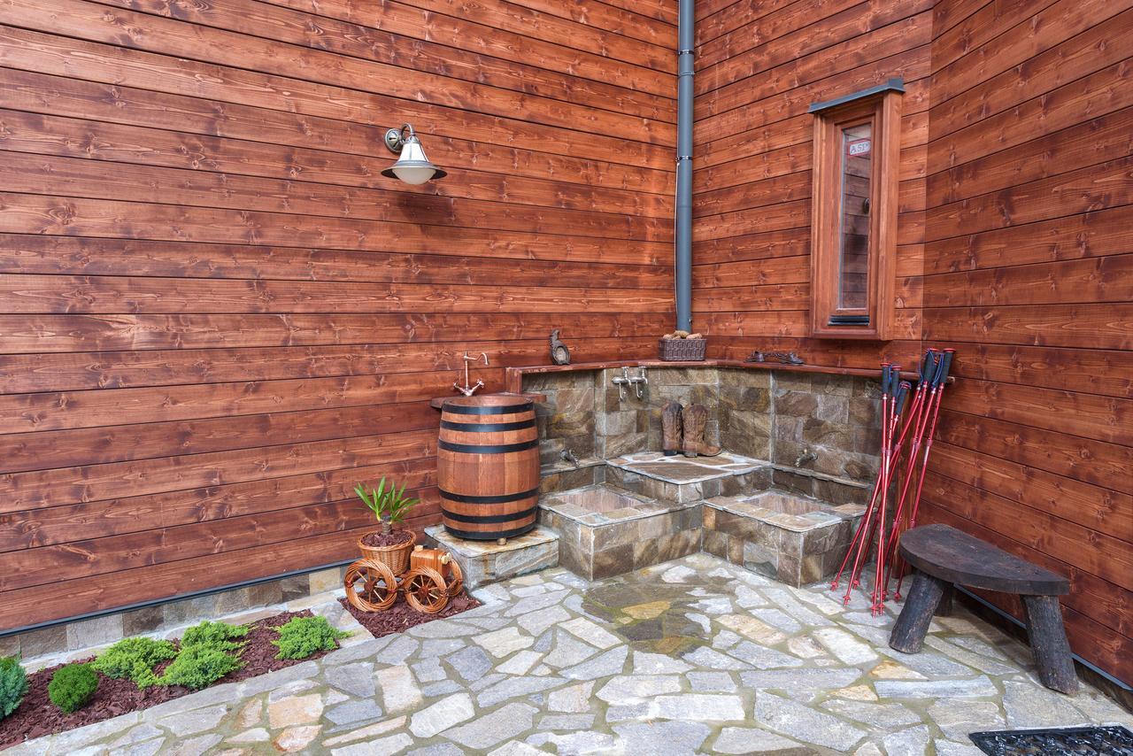 Pinus Villas Lodge With Private Jacuzzi & Phyto-Sauna Retreat Zseleznica Kültér fotó