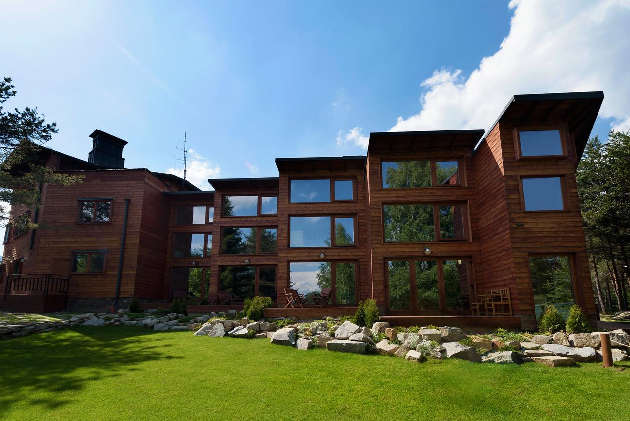Pinus Villas Lodge With Private Jacuzzi & Phyto-Sauna Retreat Zseleznica Kültér fotó